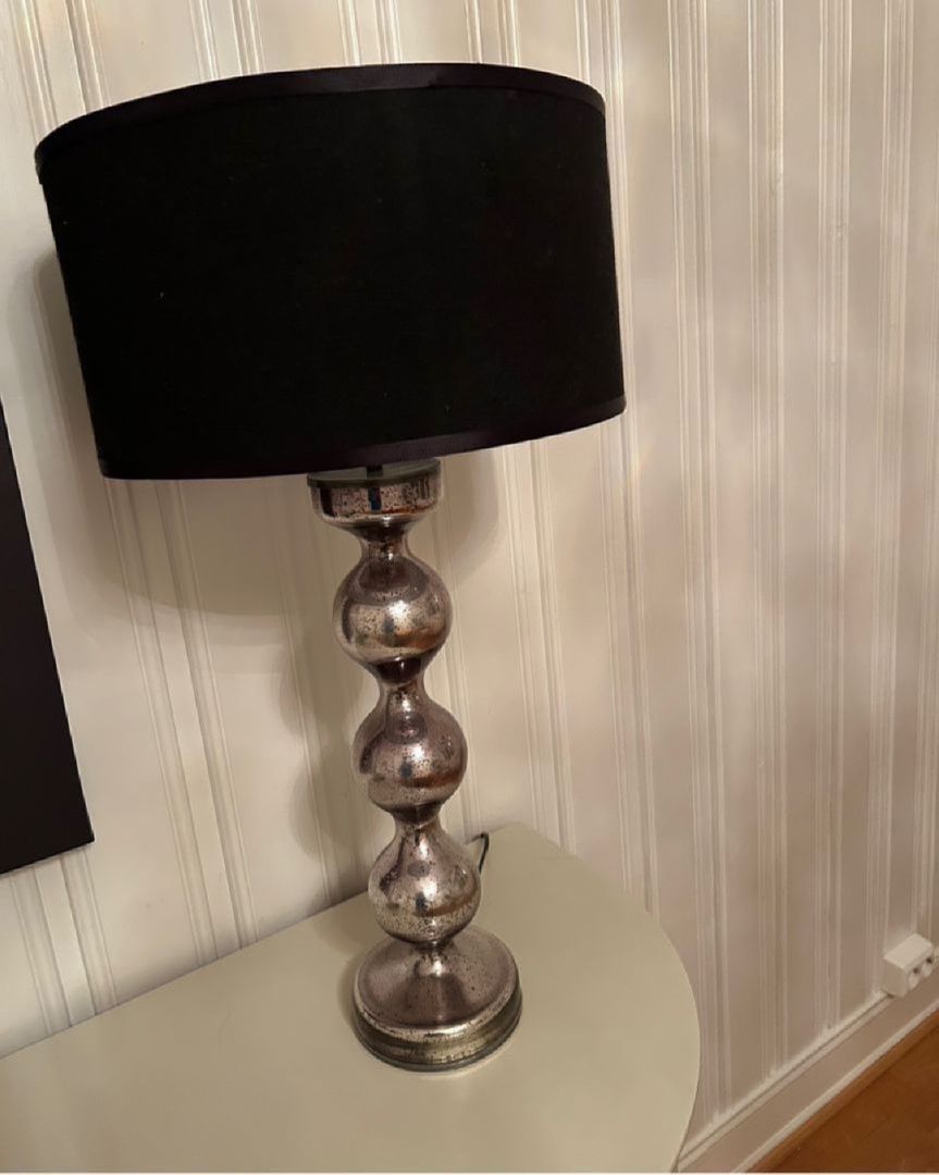 Lampe m/skjerm