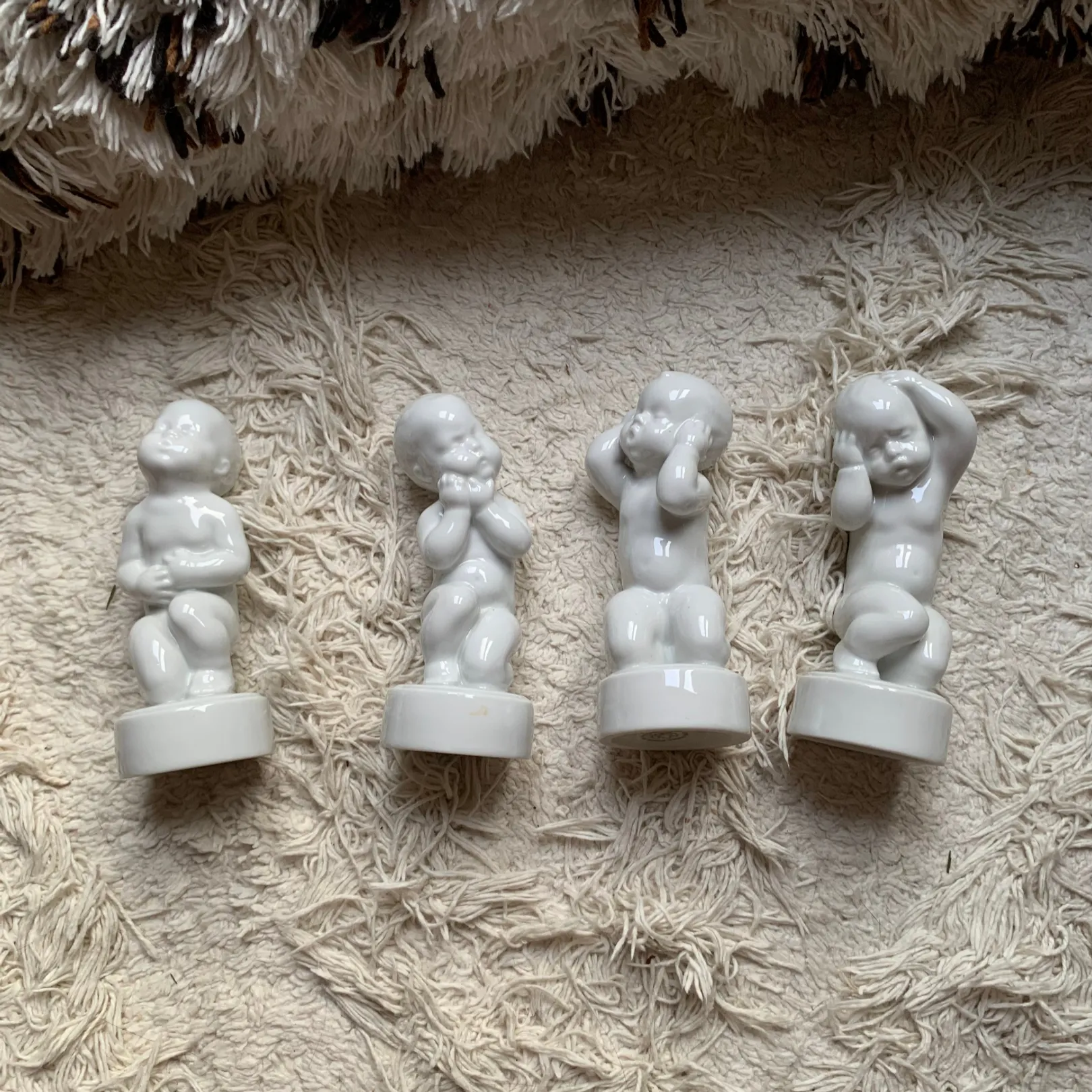 4 vintage figuriner