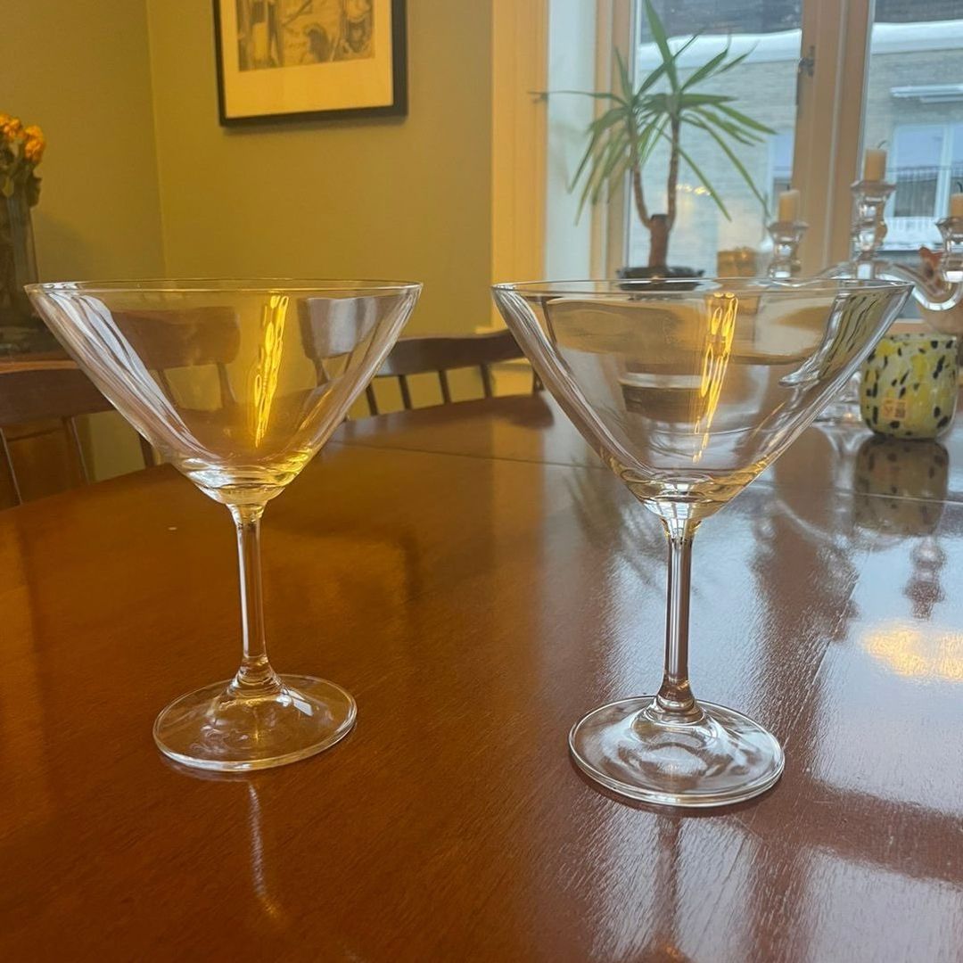 Store martini glass