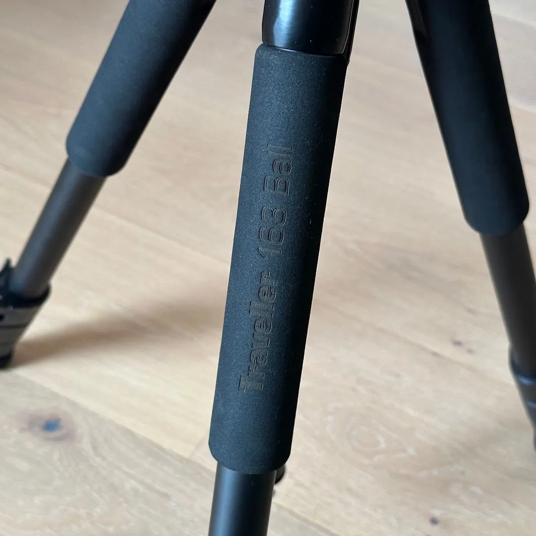 Hama tripod