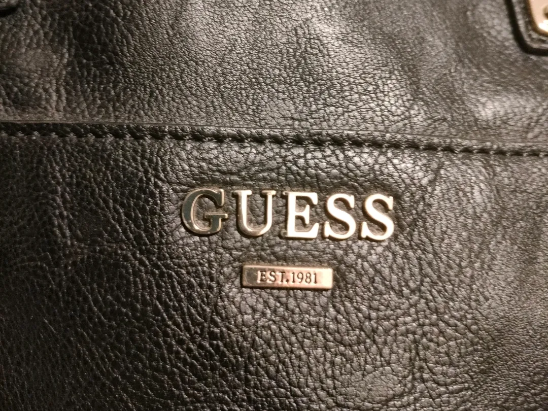 Guess Laukku