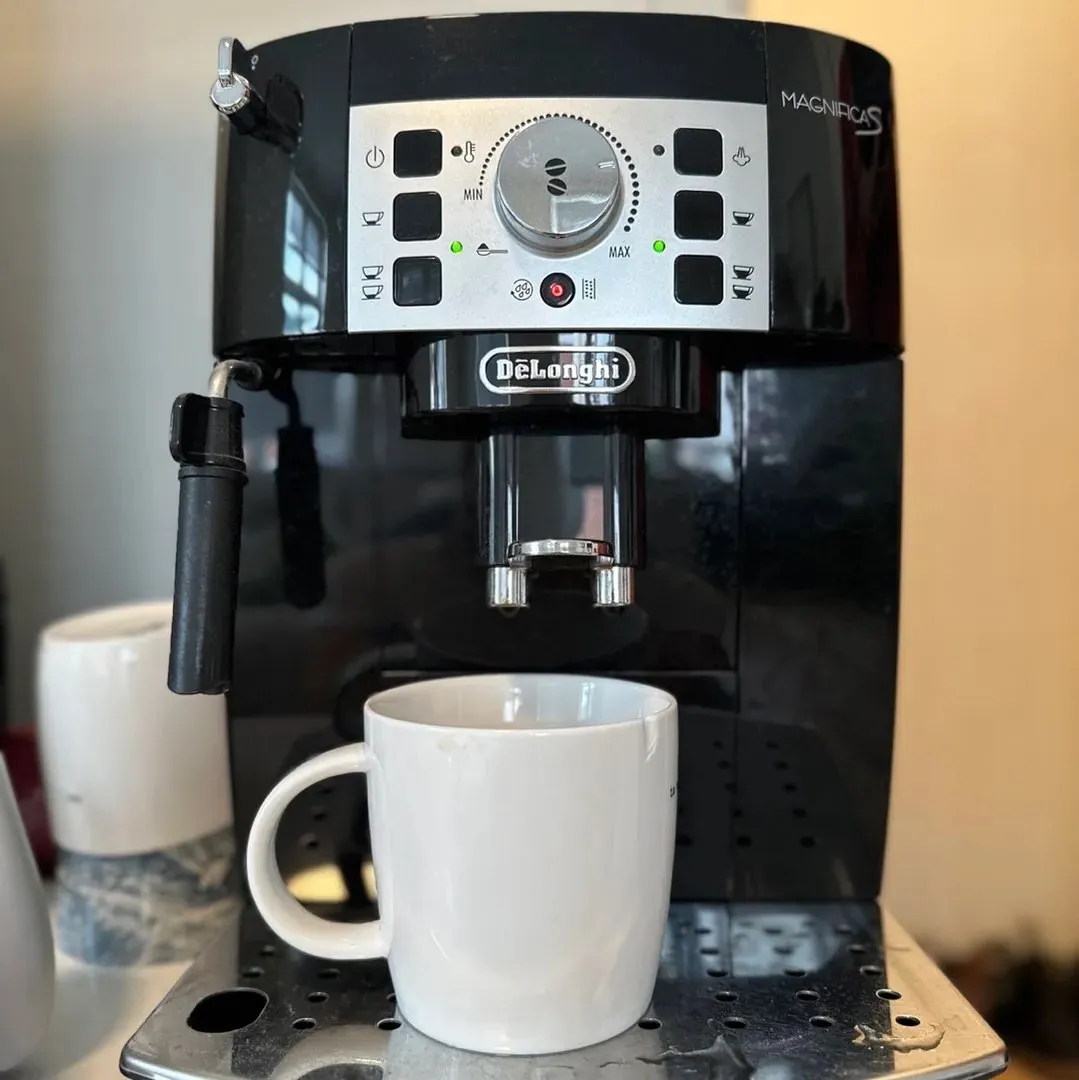 DeLonghi Magnifica S