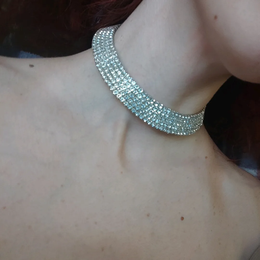 Sparkly Choker