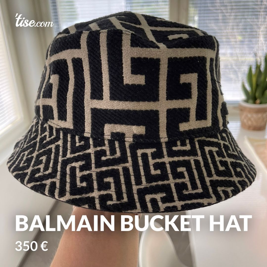 Balmain bucket hat