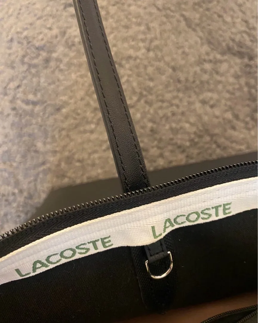 Lacoste laukku