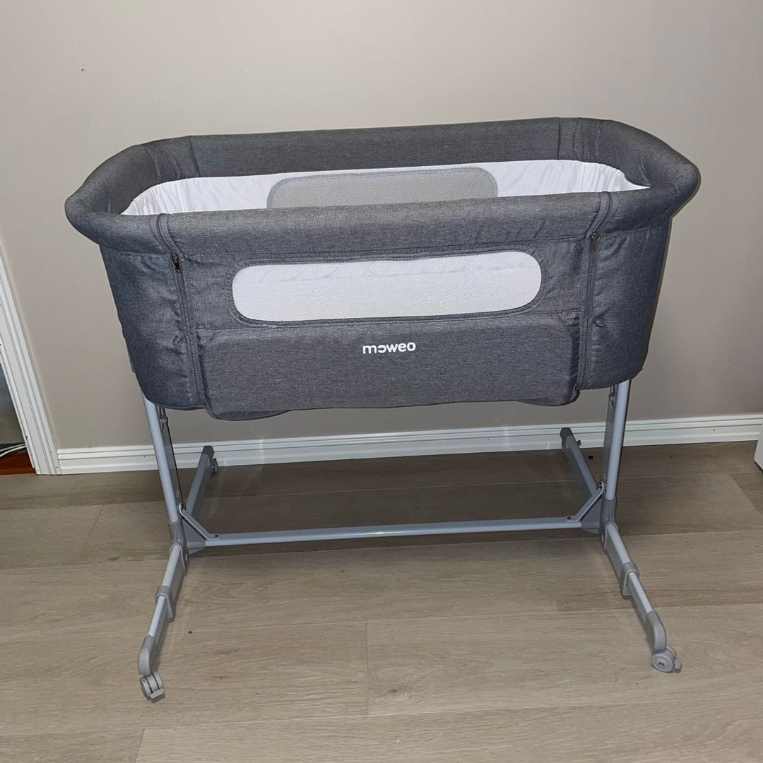 Moweo Bedside Crib