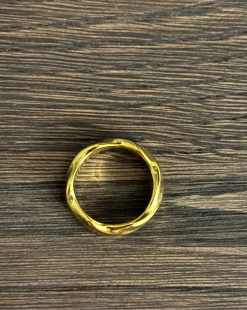 Gold ring stainless