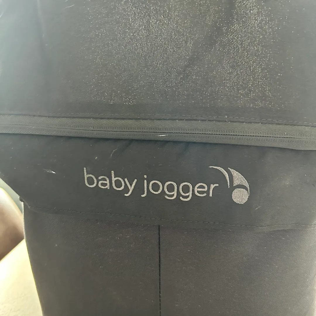 Baby jogger 2