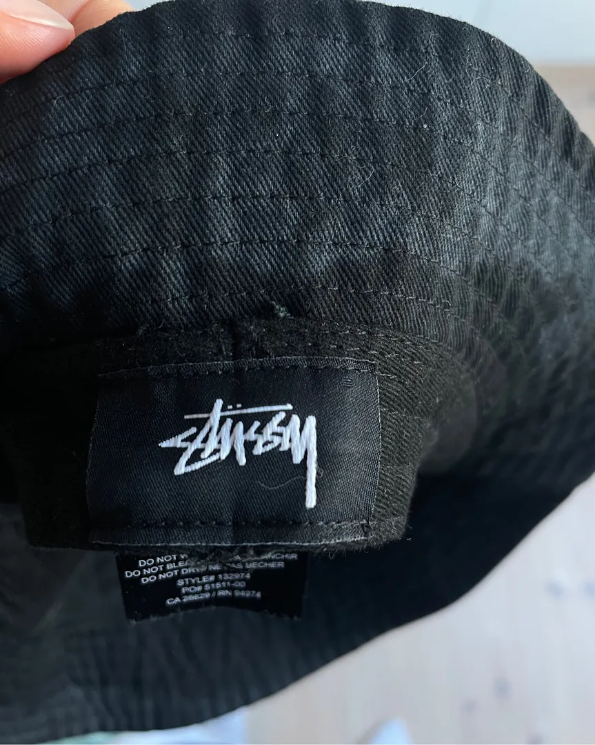 Stüssy bøllehat