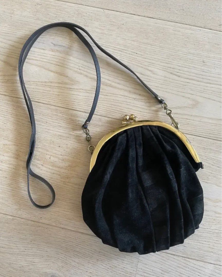 Crossbody taske