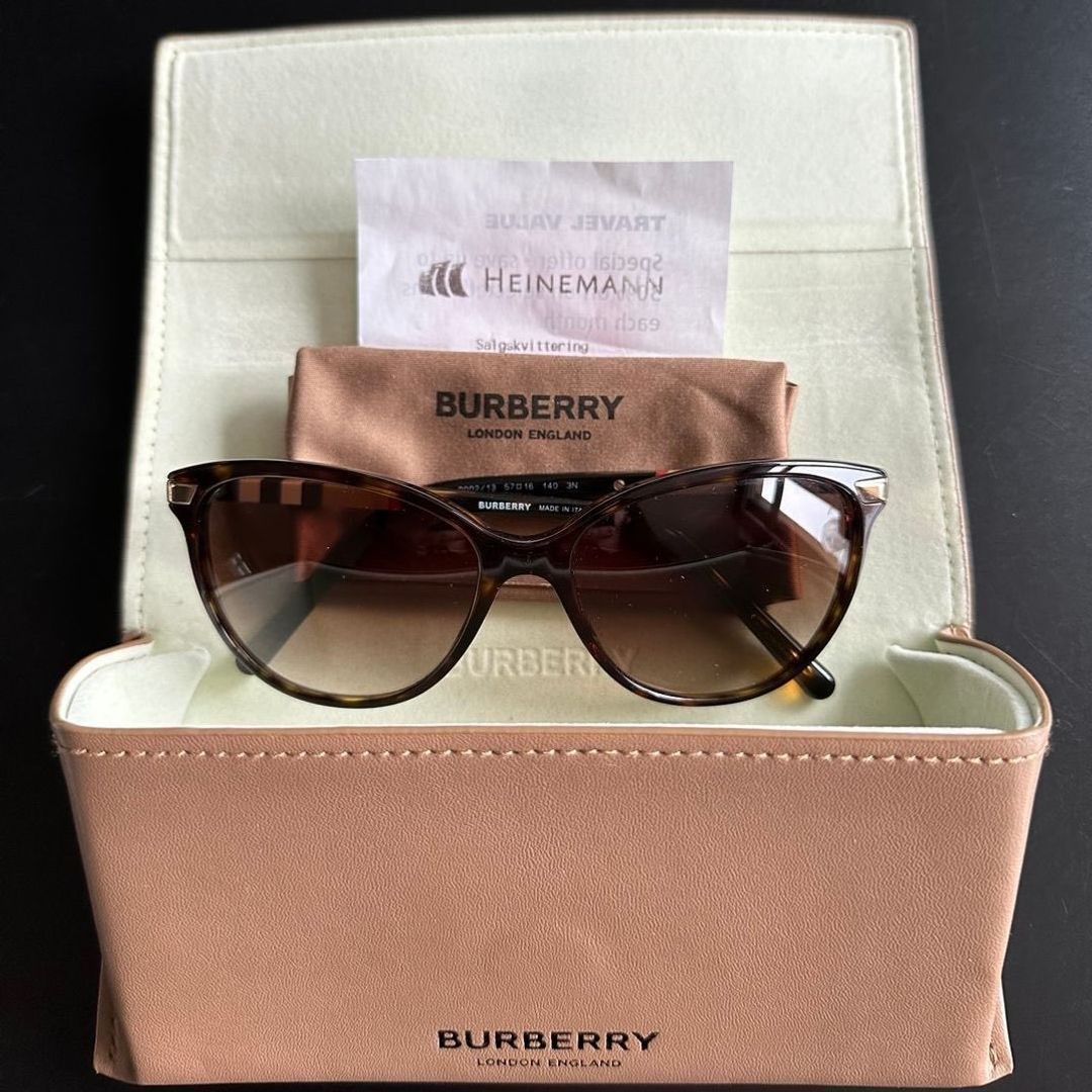 Burberry Solbriller