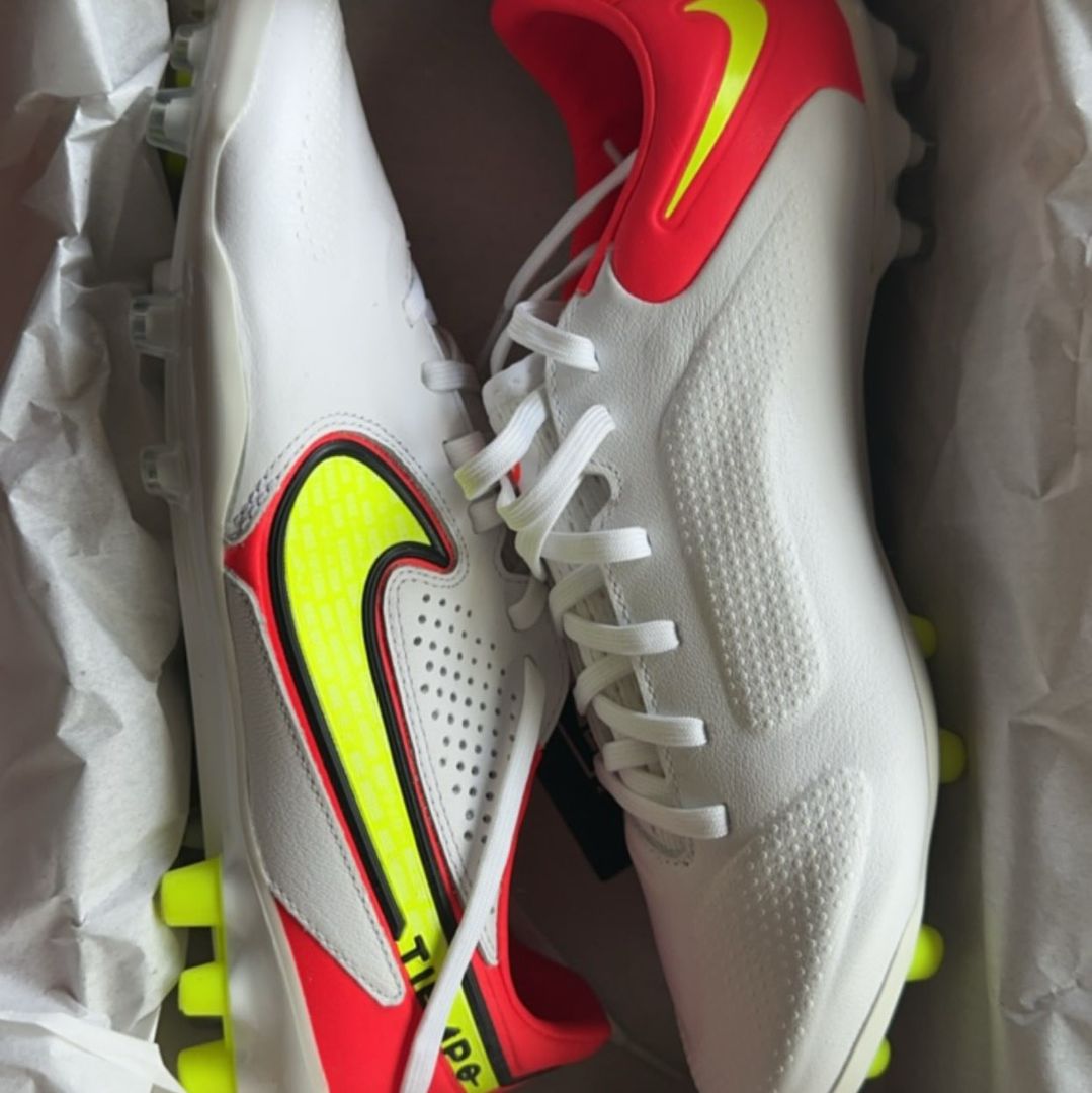 Nike Legend 9 pro