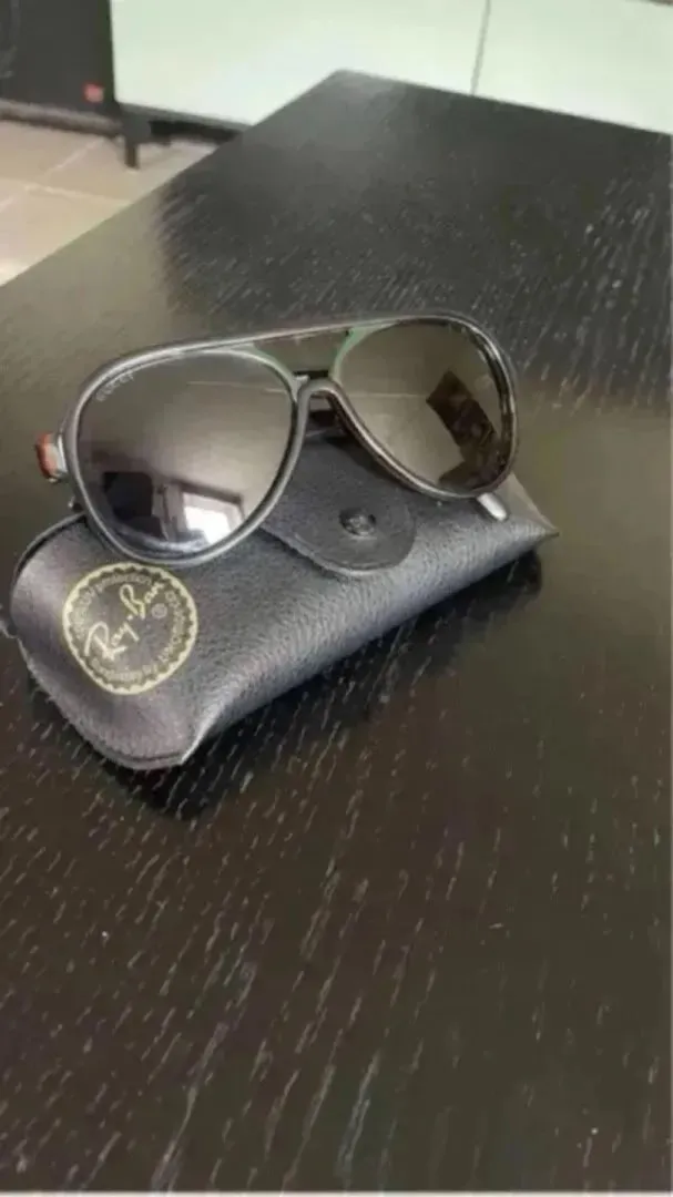 Sunglasses Gucci