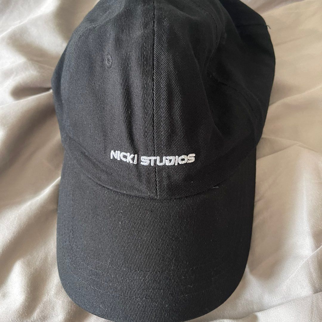 Nicki studios caps