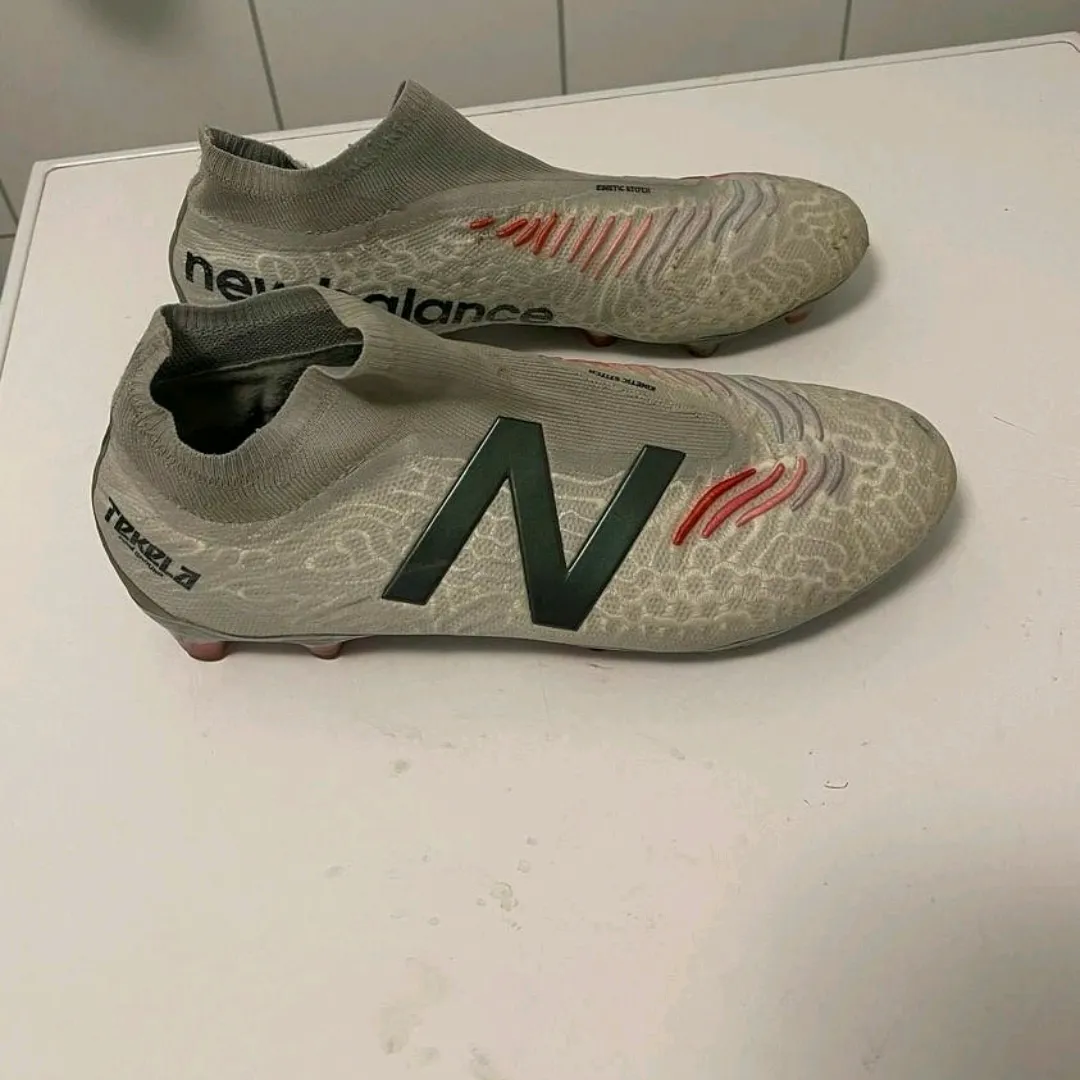 NB Tekela V4