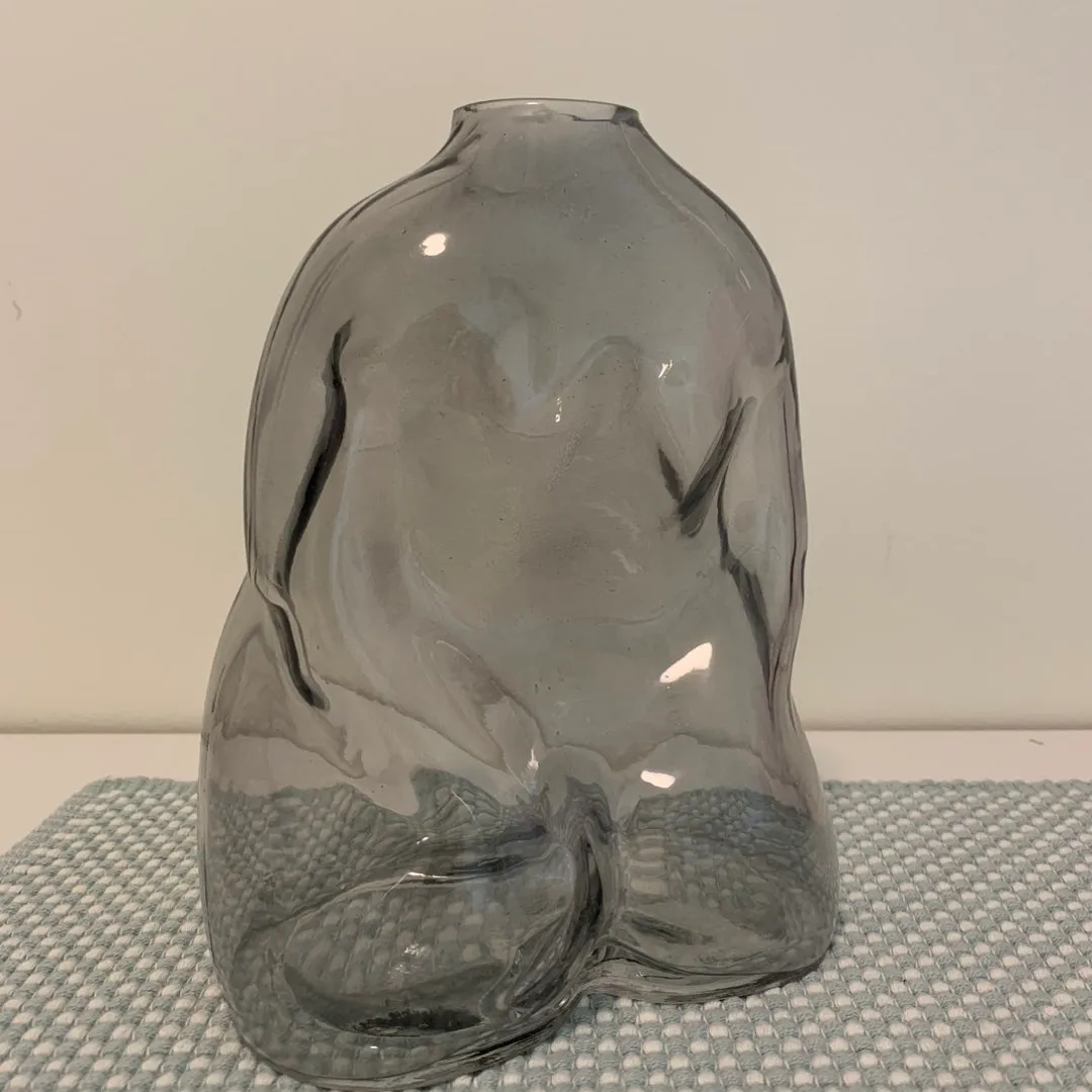 Glass-skulptur dame