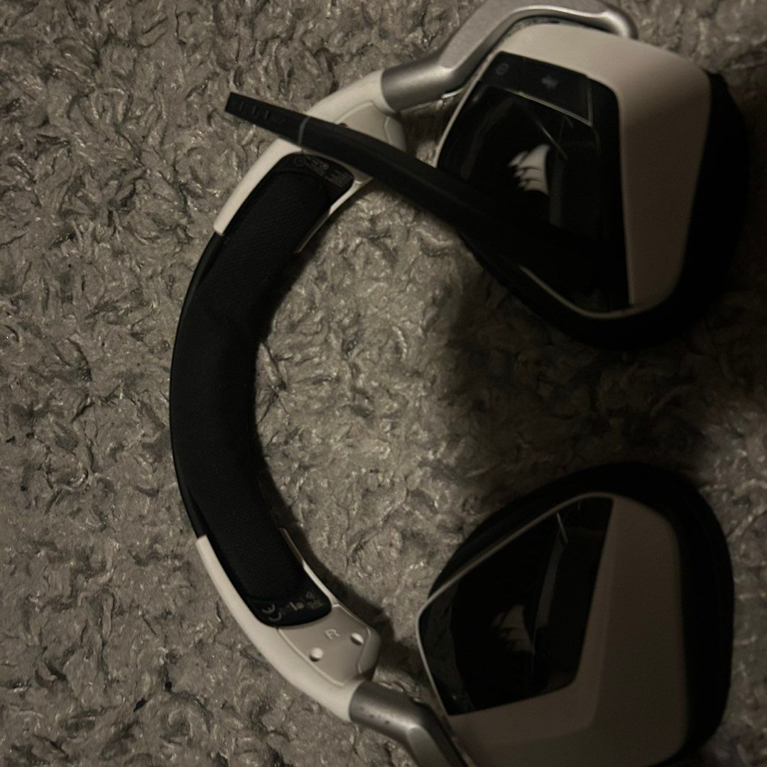 Corsair headset