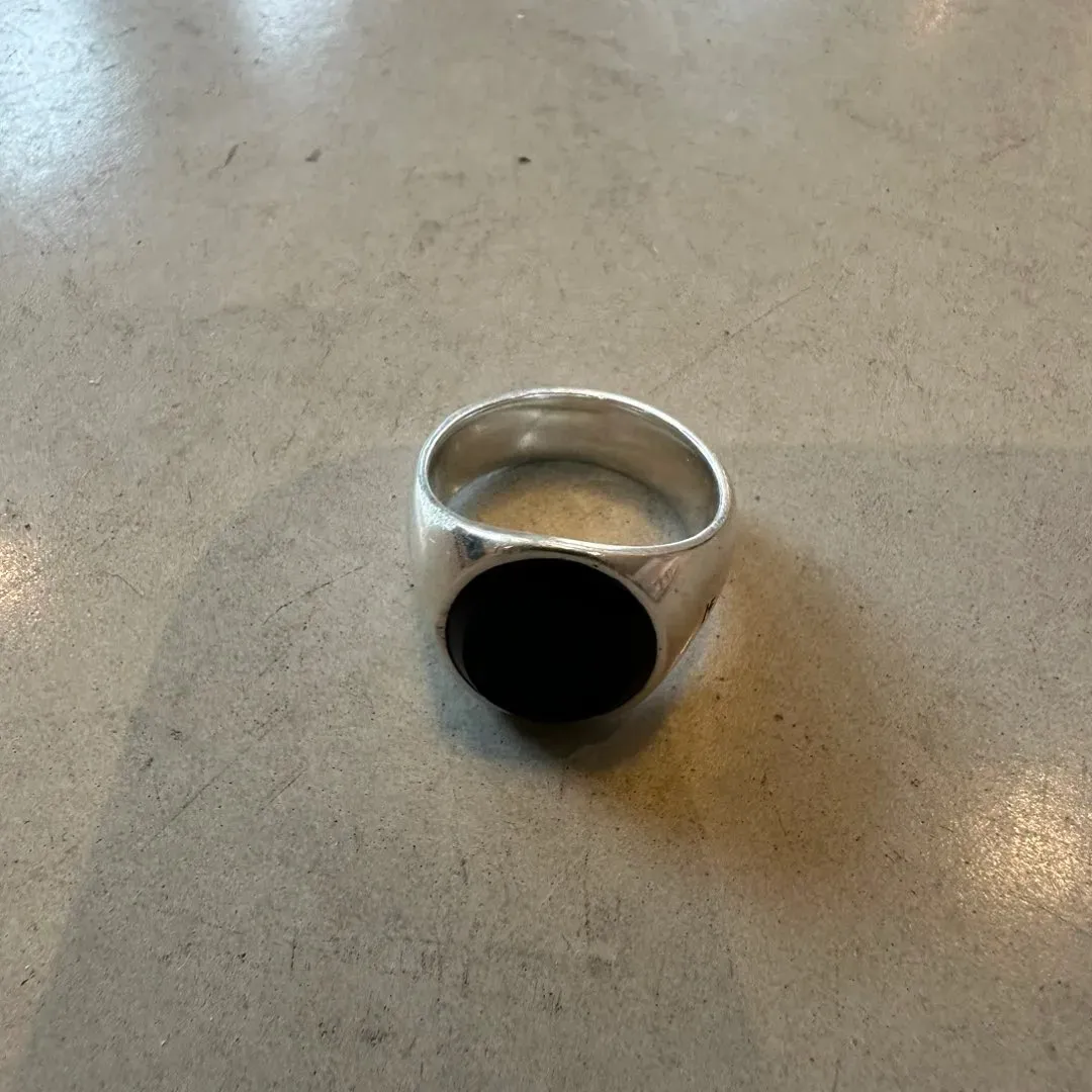 Tom Wood oval ring