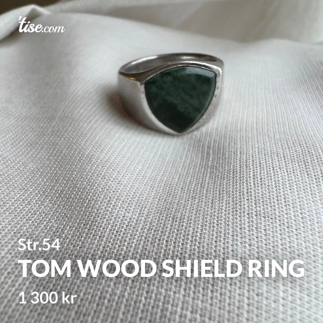 Tom Wood shield ring