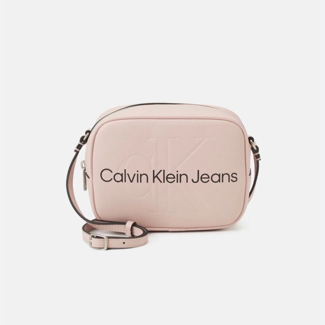 Calvin Klein laukku