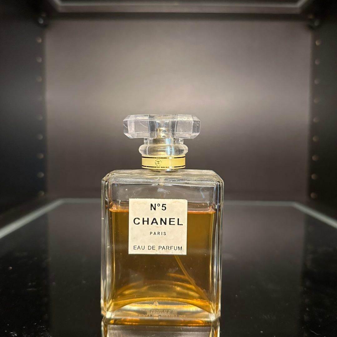 Chanel n5 perfume