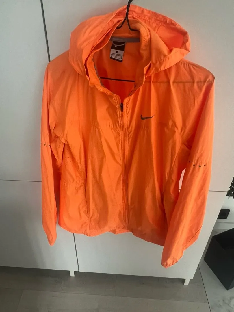 Nike Joggejakke