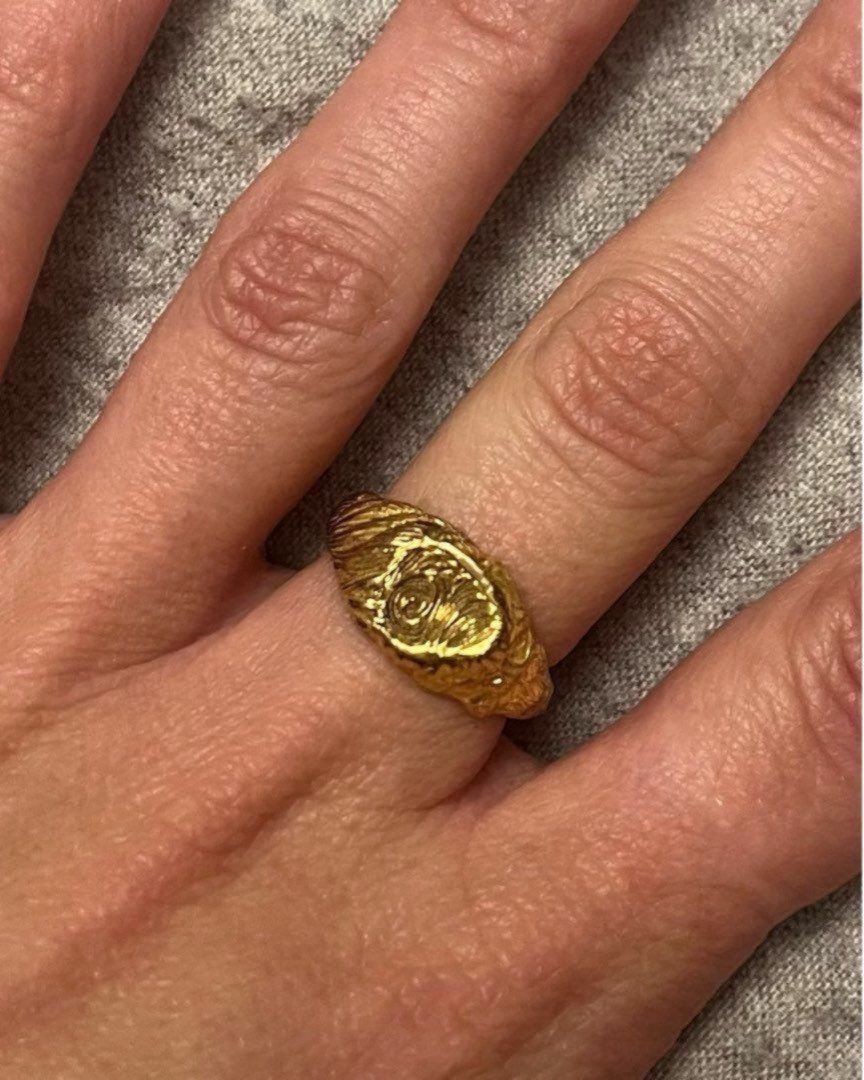 Gigi Ring