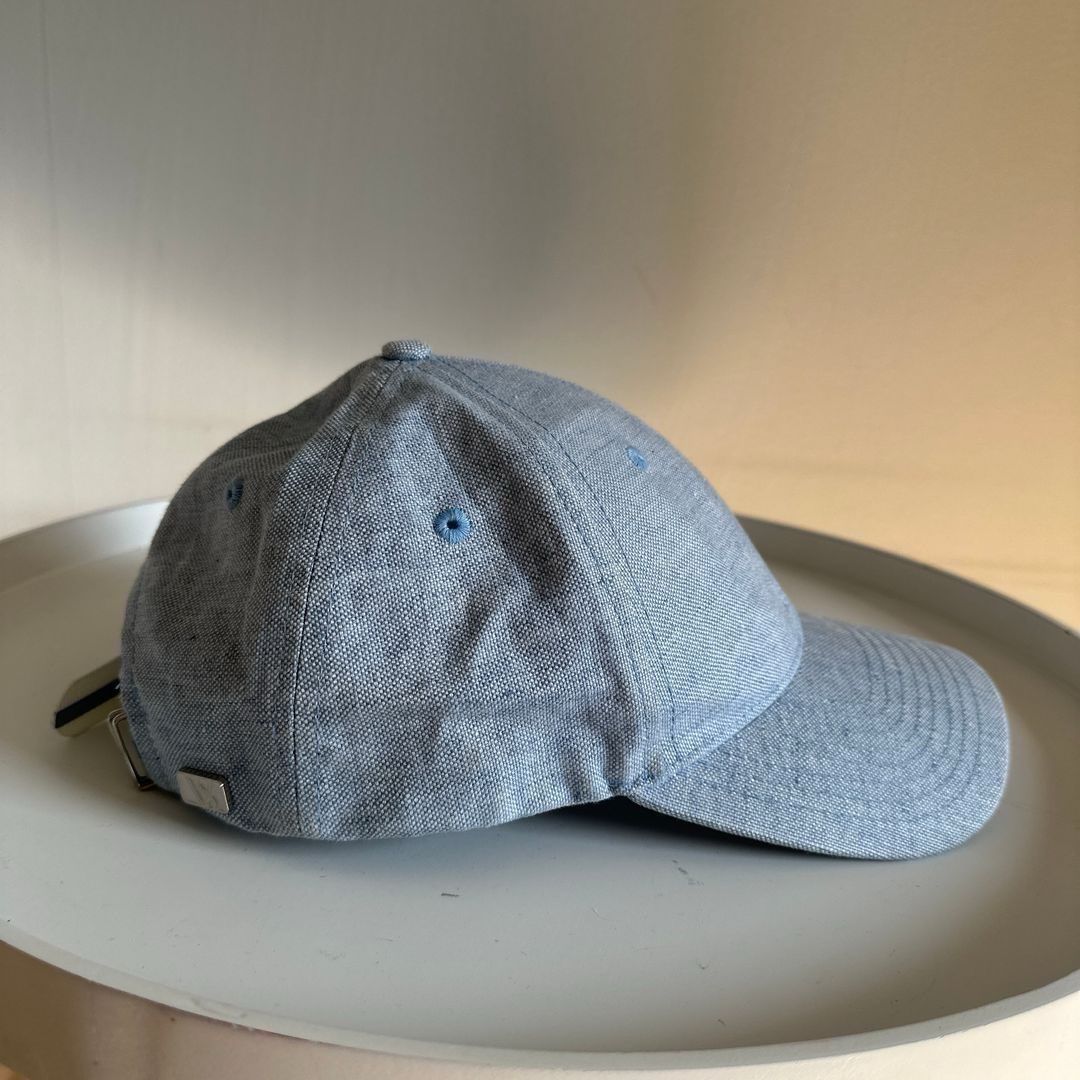 Varsity linen caps