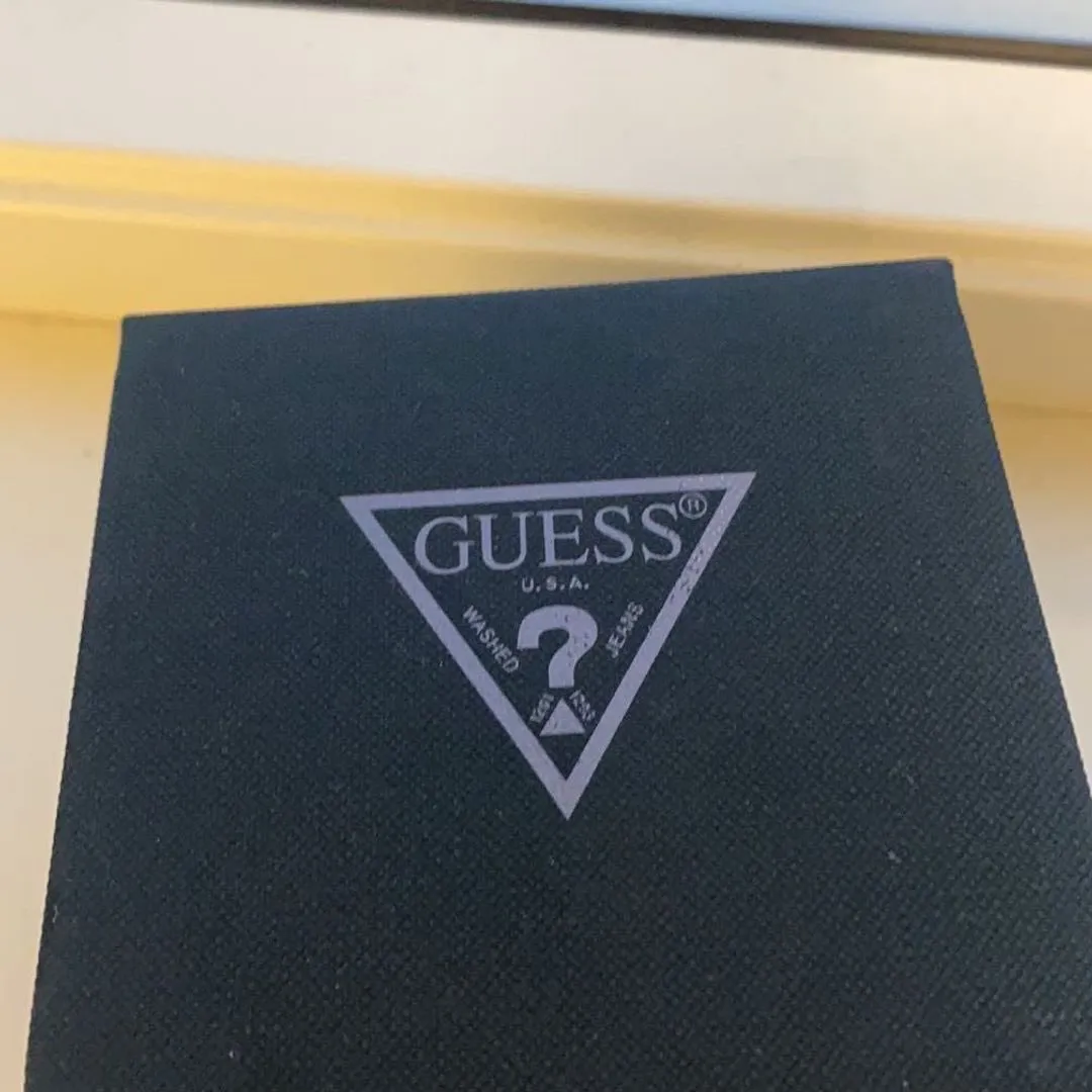 Guess klokke