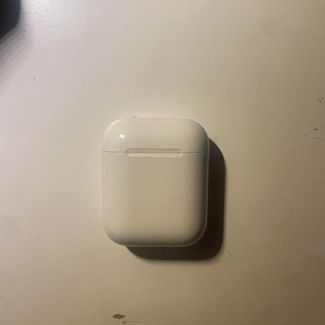 APPLE AIRPODS