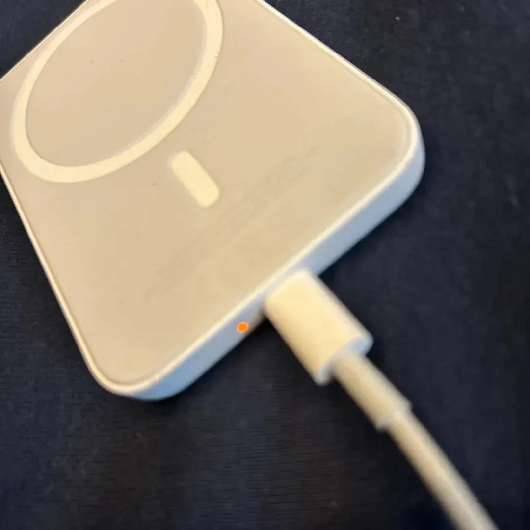 Apple charge bank