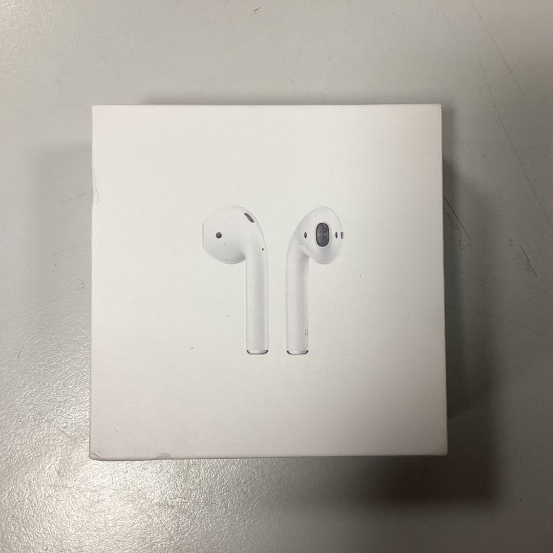 AirPods