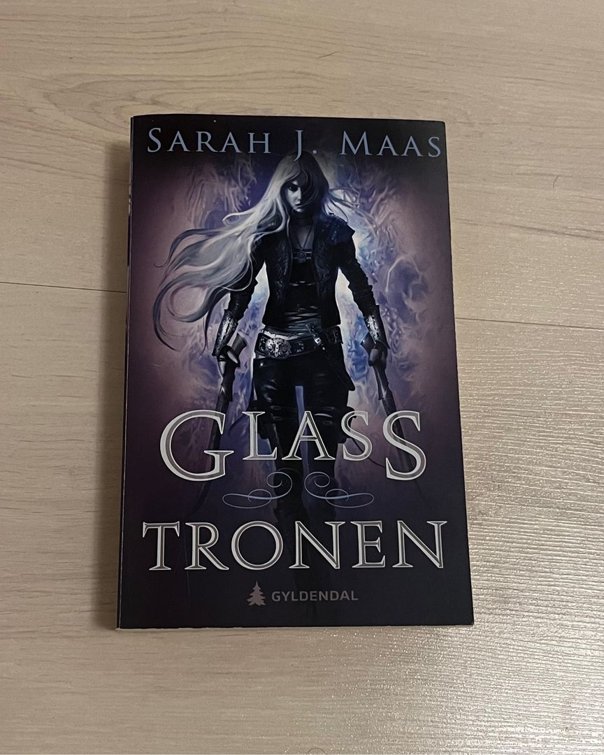 Glass tronen