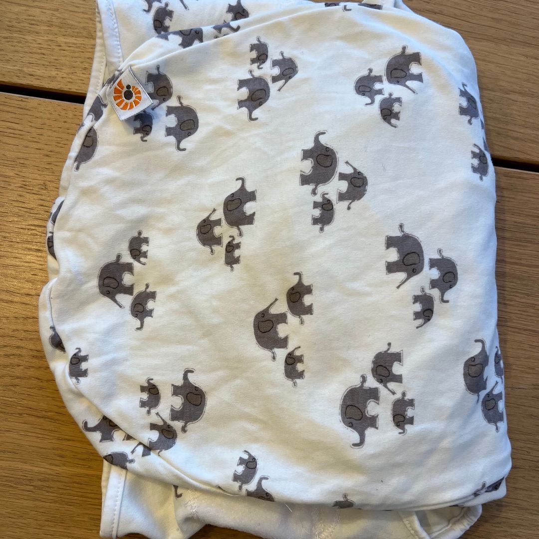 Ergobaby swaddler