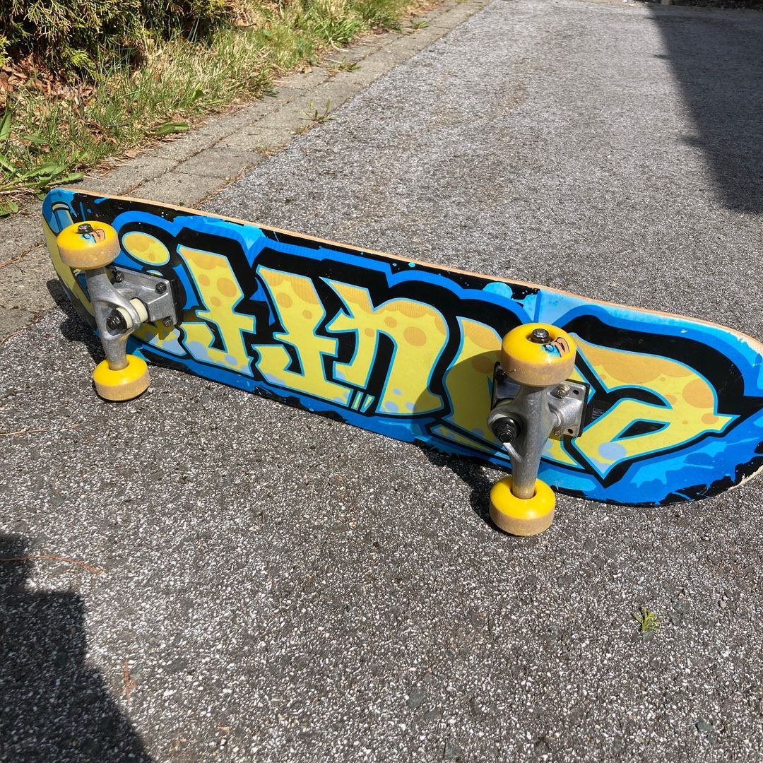 Skateboard