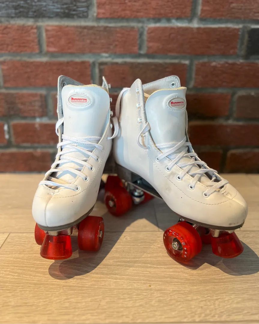 Rookie Rollerskates