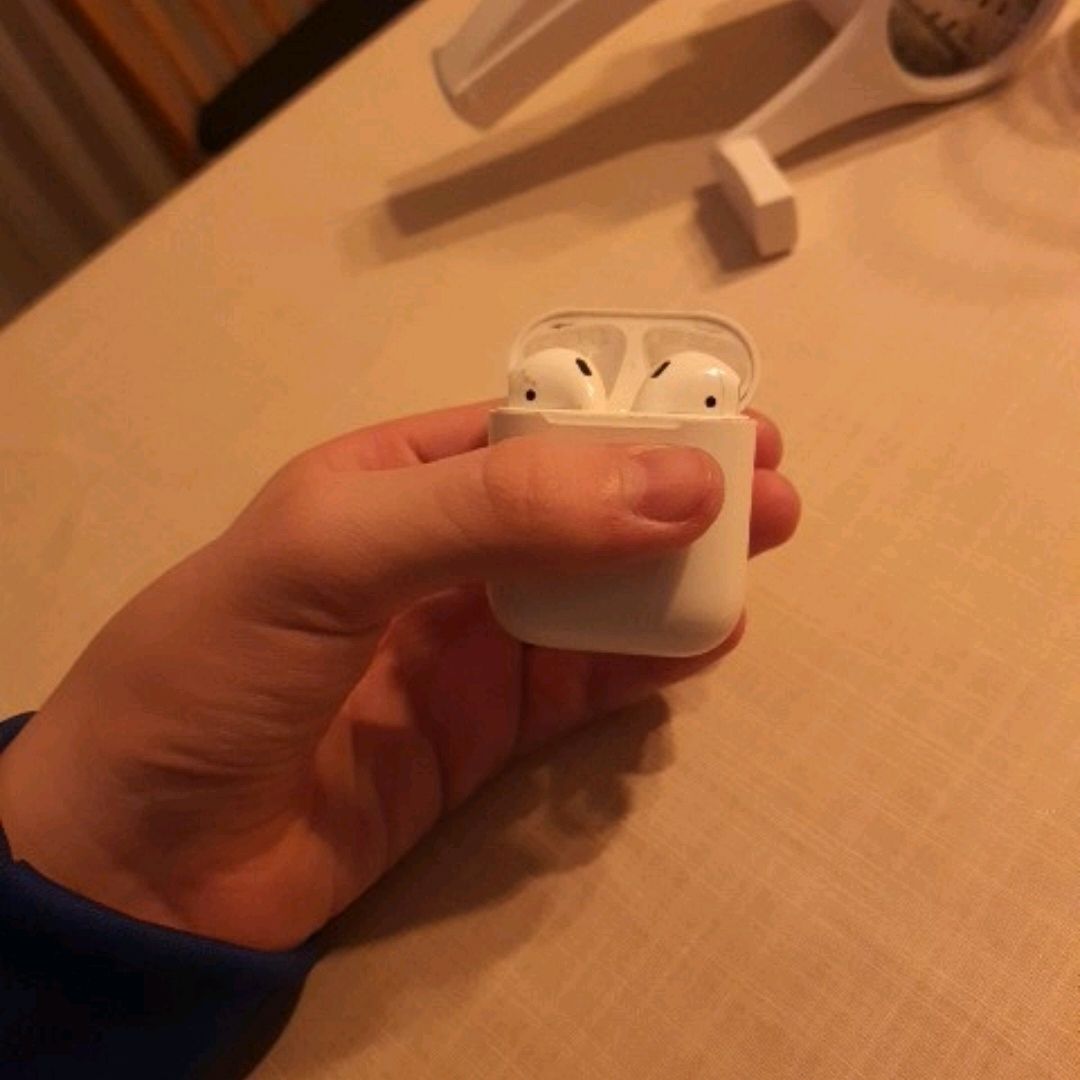 Airpods 1st Gen