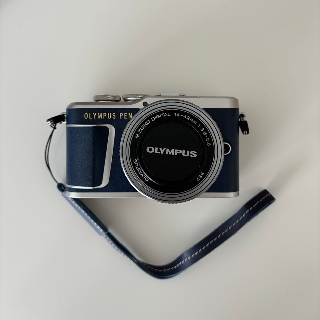 Olympus E-PL9