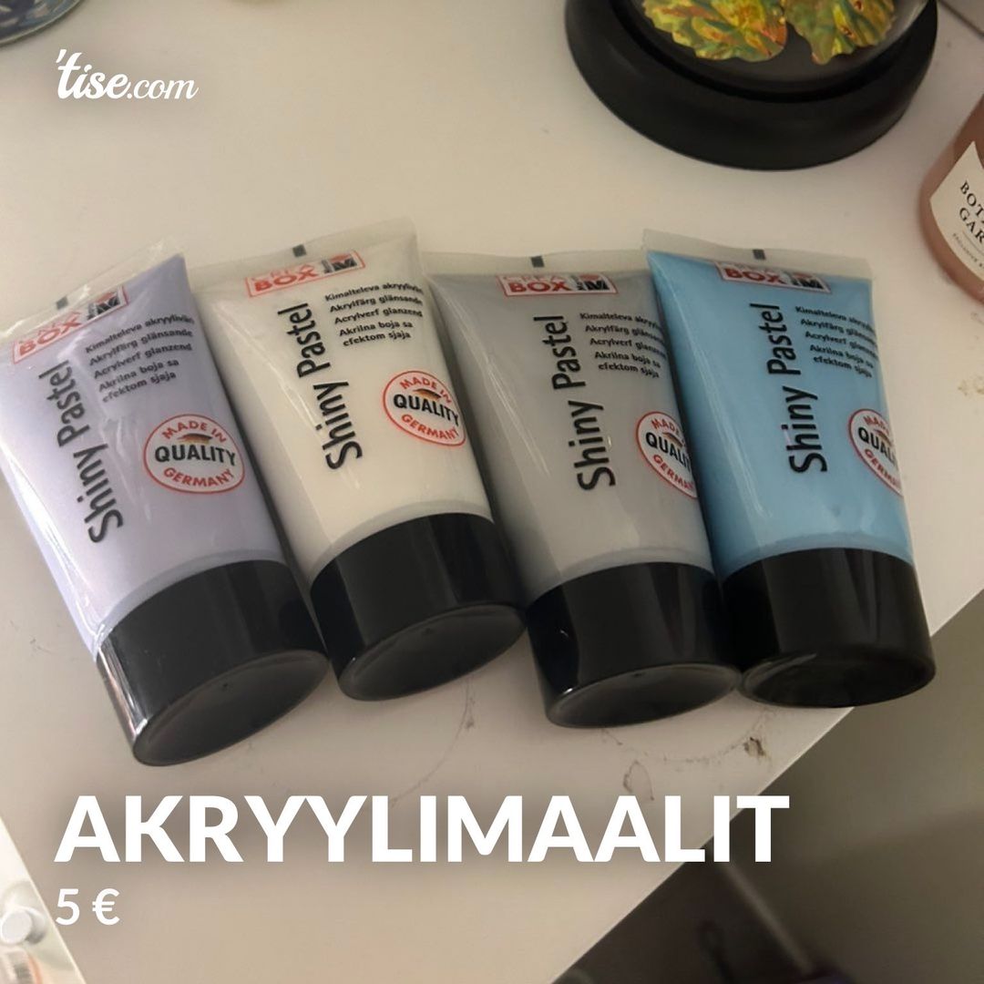 akryylimaalit