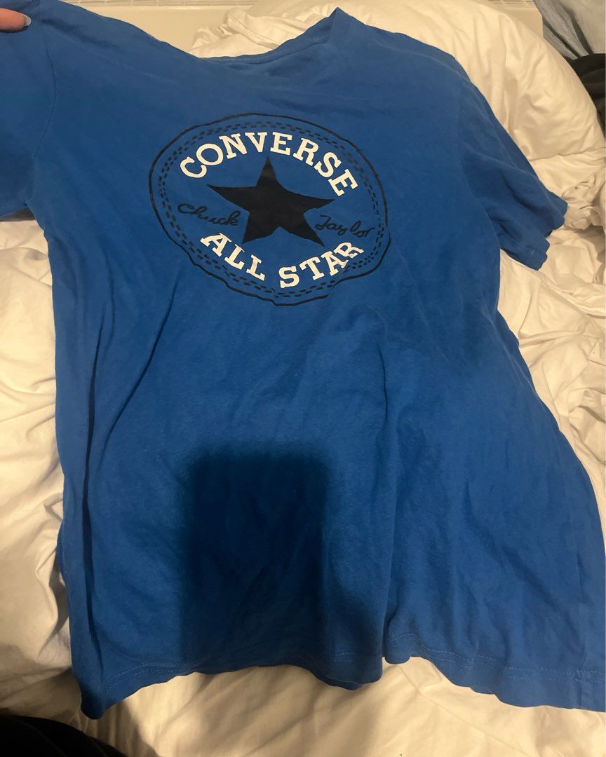 Converse tshirt