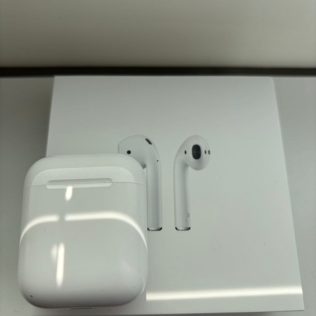 apple airpods