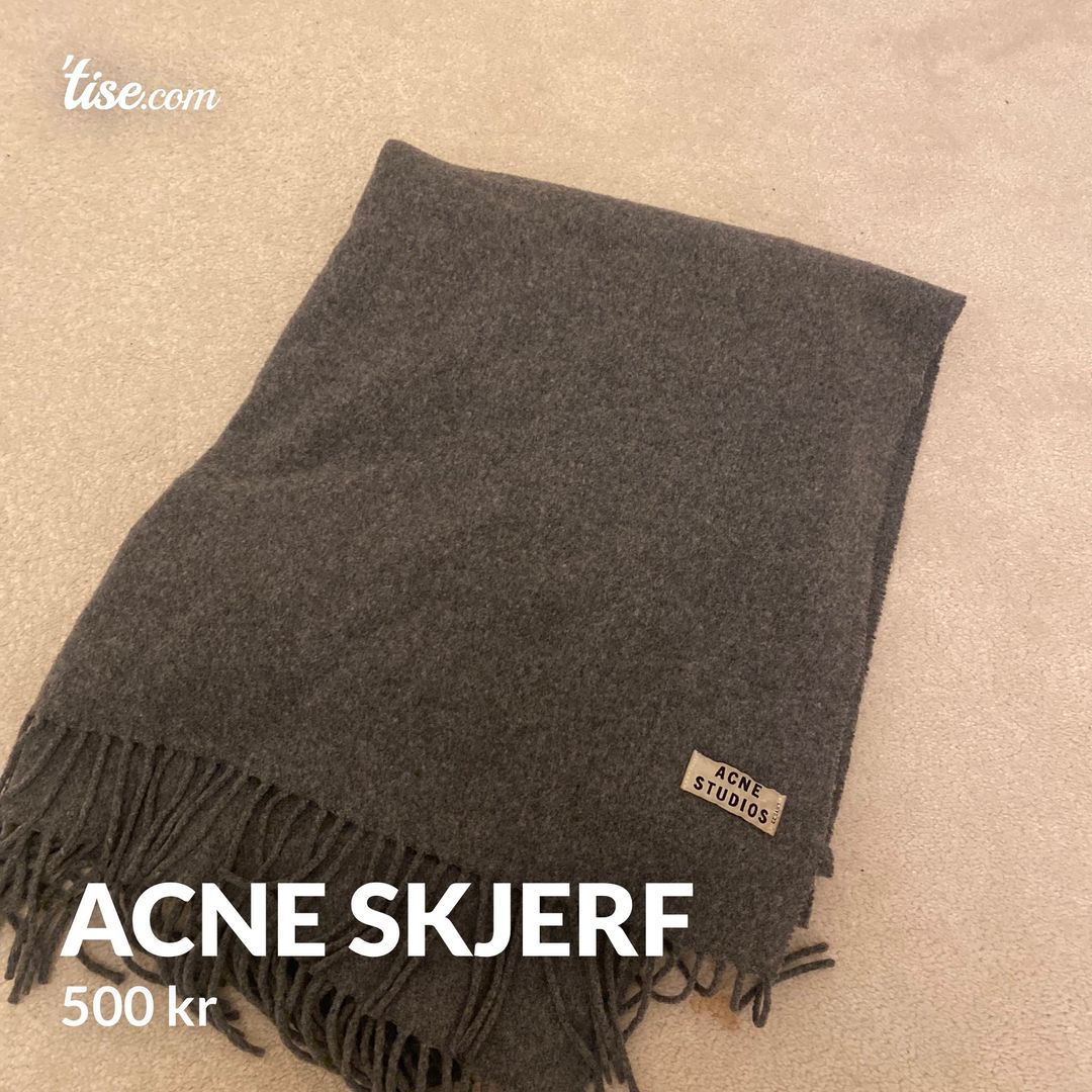 Acne skjerf