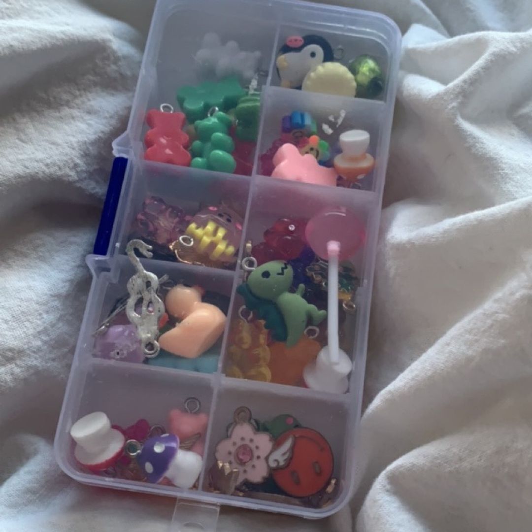 Charms box❤️