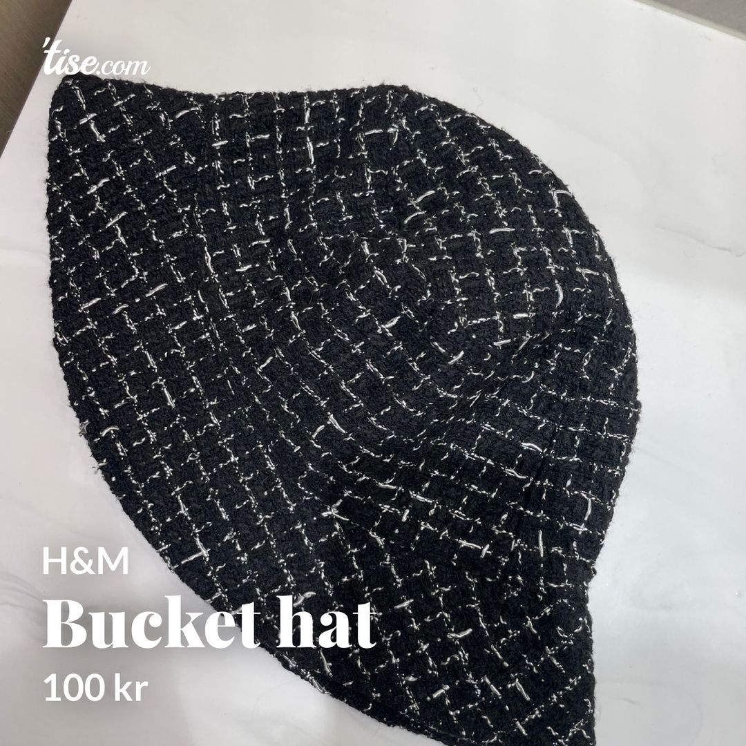 Bucket hat