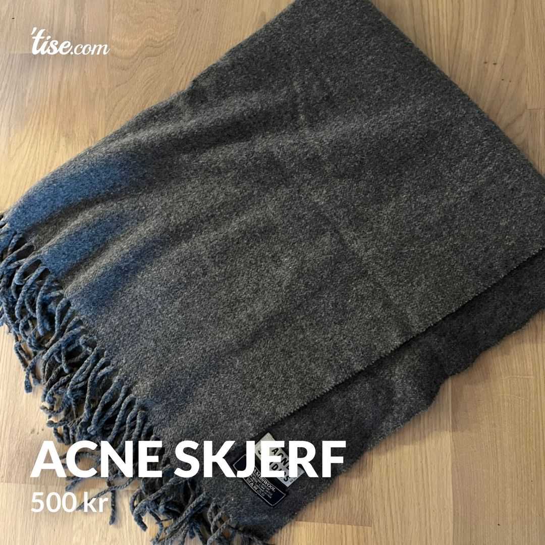 Acne skjerf