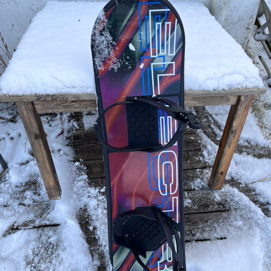 Snowboard