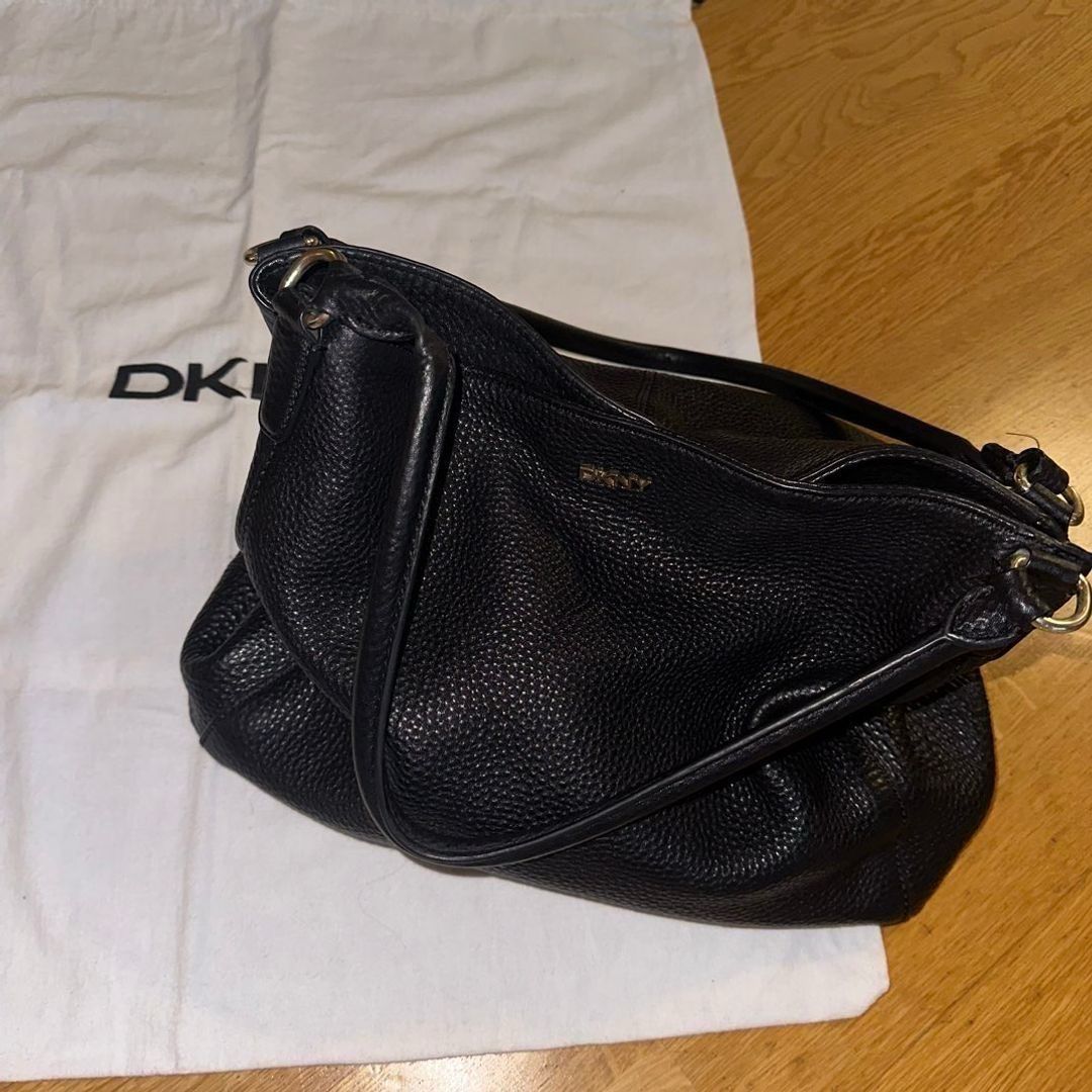 DKNY veske