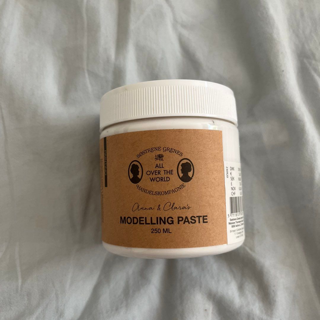 Modelling paste