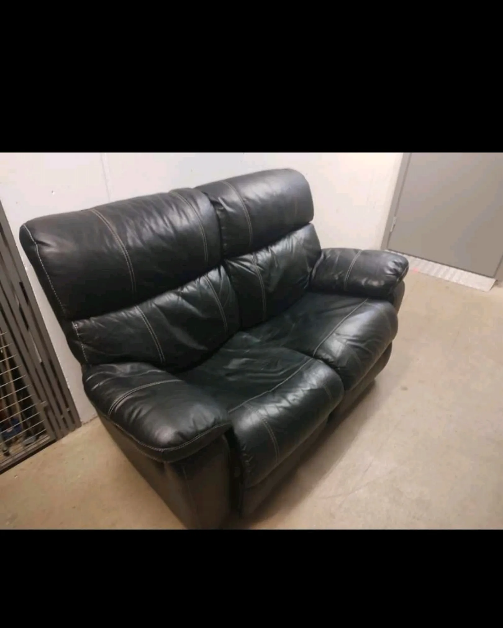 2 Seat Recliner Sofa