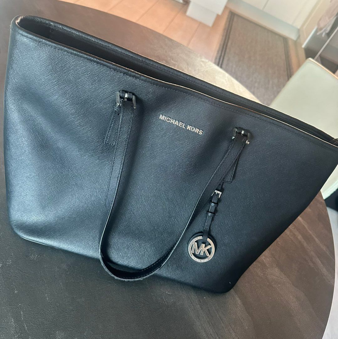 Michael Kors Veske